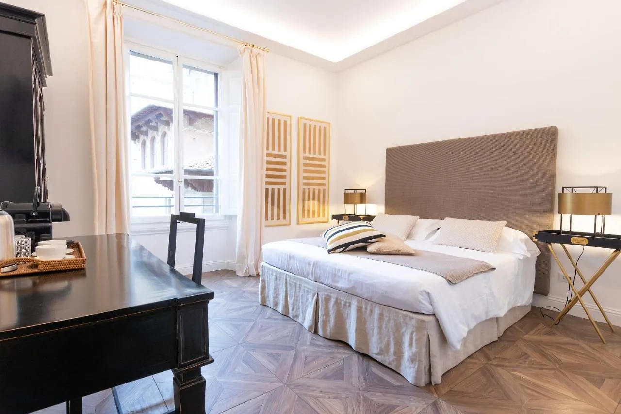 Kf Deluxe B&B Florence 2*,  Italy